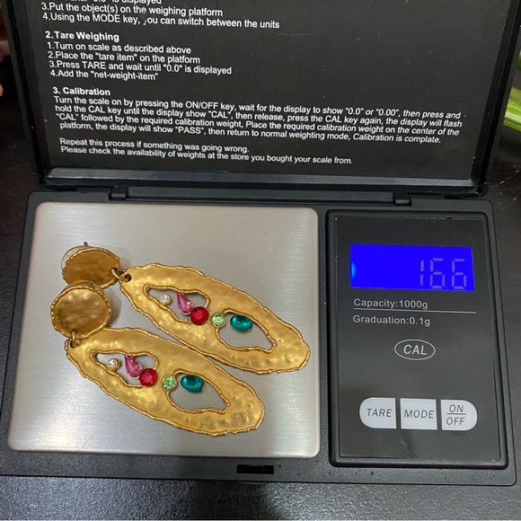 Vintage 80’s JJ Jonette Jewelry Brushed Gold Hammered Oval Rhinestones Earrings - Picture 5 of 11